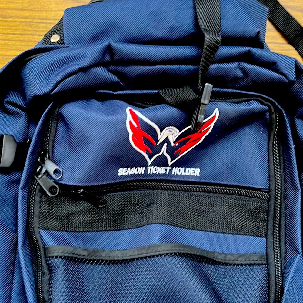 Washington Capitals Soft Rolling Luggage